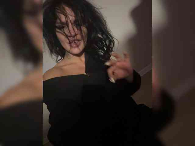 NotBellucci webcam