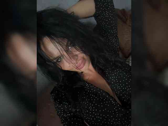 NotBellucci webcam