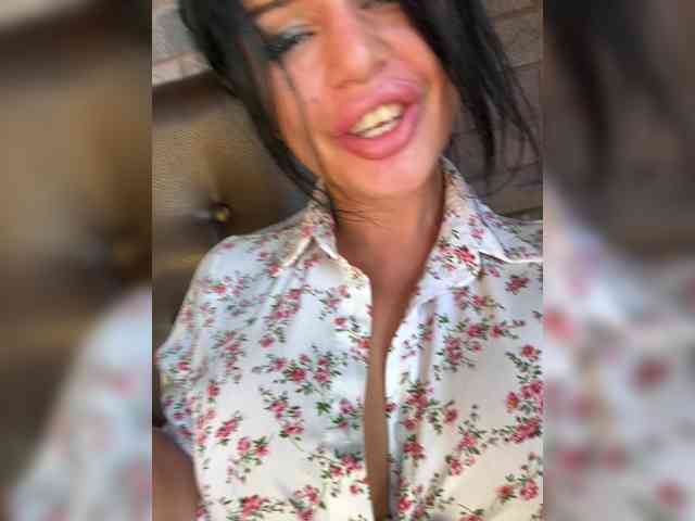 NotBellucci webcam