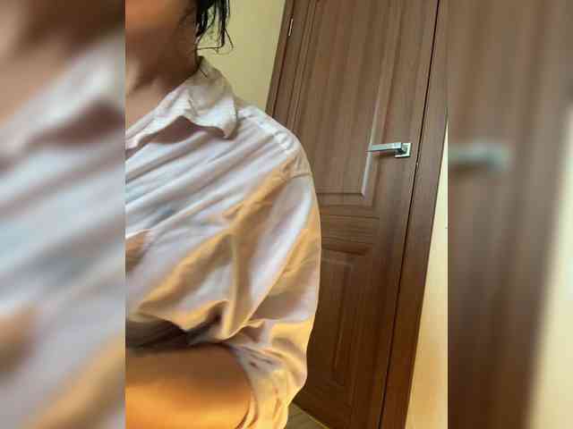 NotBellucci webcam
