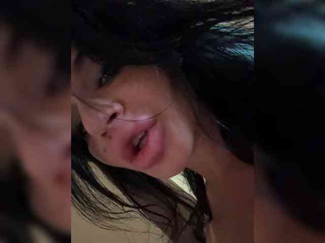 NotBellucci webcam
