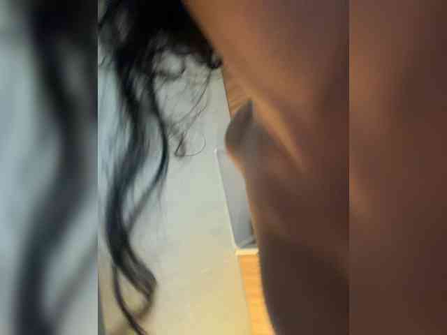 NotBellucci webcam