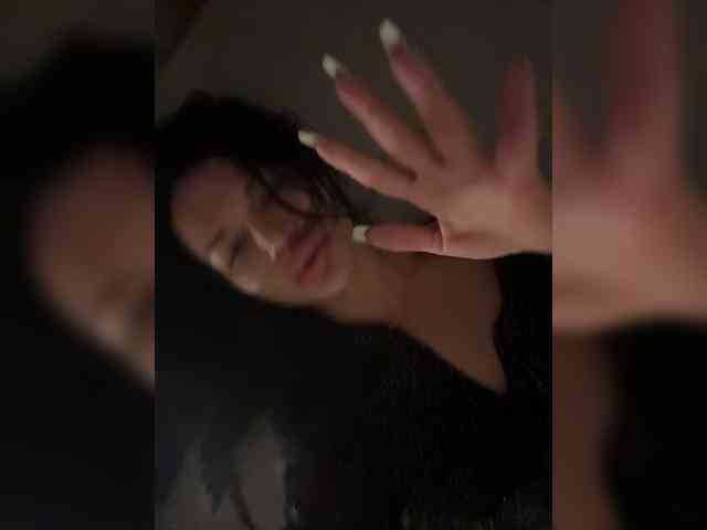 NotBellucci webcam