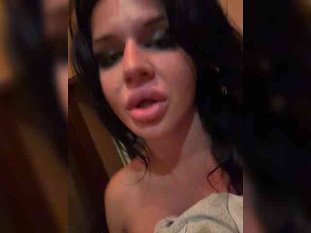 NotBellucci webcam