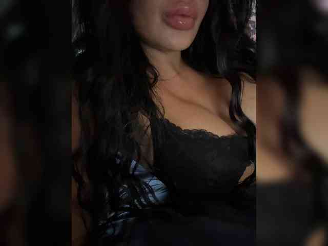 NotBellucci webcam