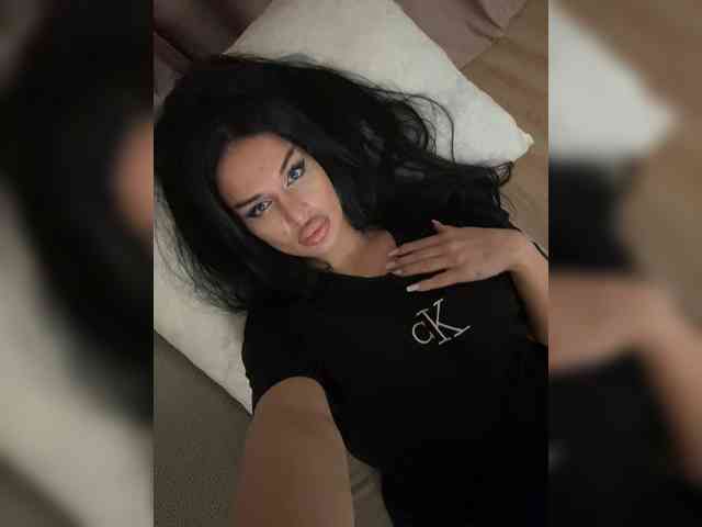 NotBellucci webcam
