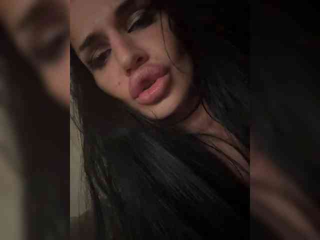 NotBellucci webcam