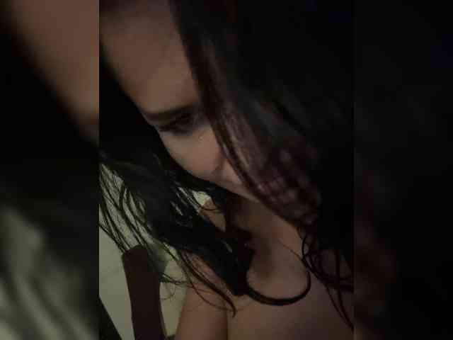 NotBellucci webcam