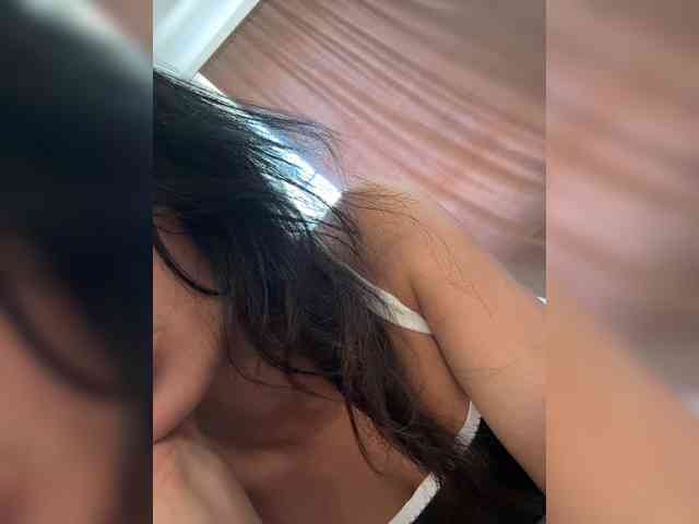 NotBellucci webcam