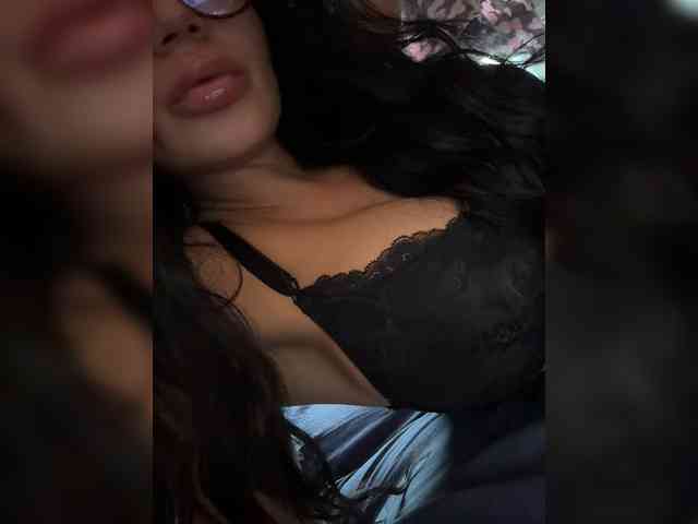 NotBellucci webcam