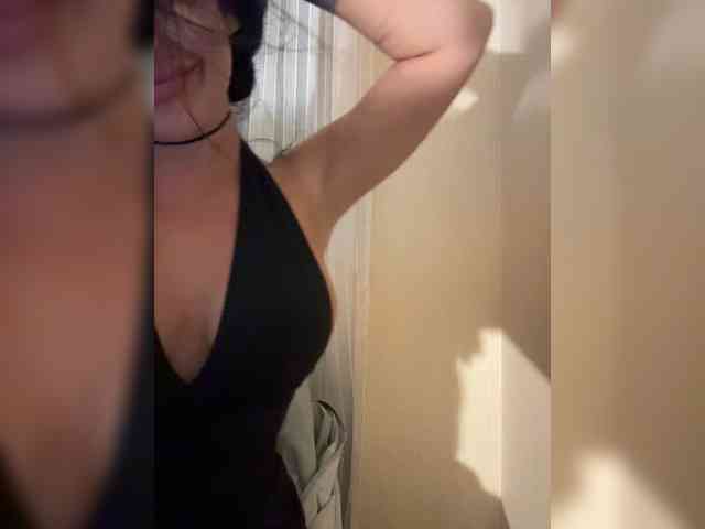 NotBellucci webcam