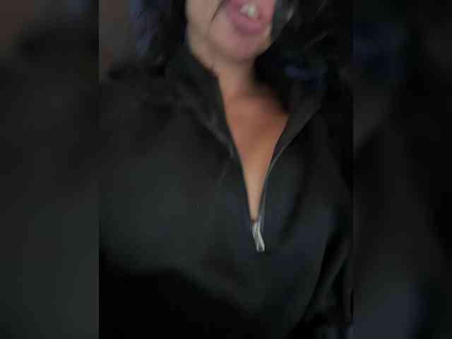 NotBellucci webcam