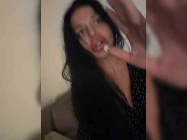 NotBellucci webcam