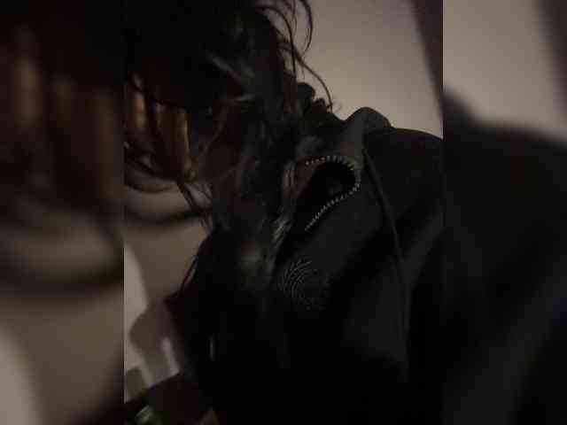 NotBellucci webcam