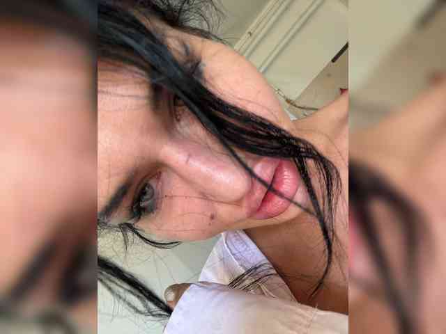 NotBellucci Sex Cam Show