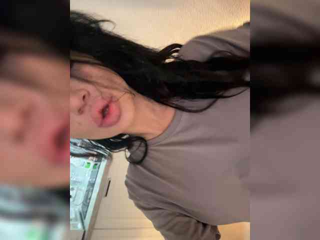 NotBellucci webcam