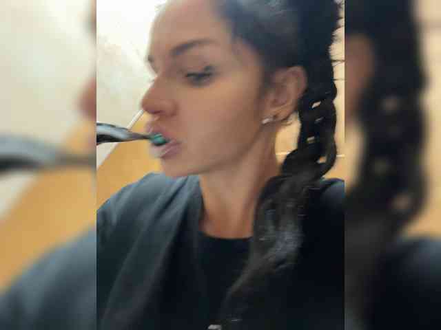 NotBellucci webcam