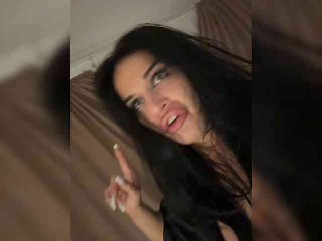 NotBellucci webcam