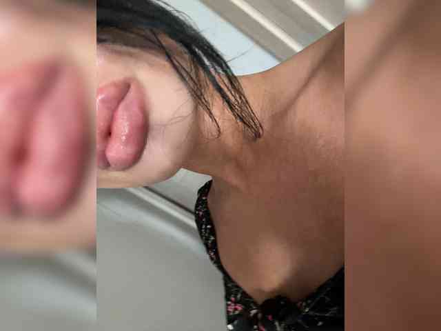 NotBellucci webcam