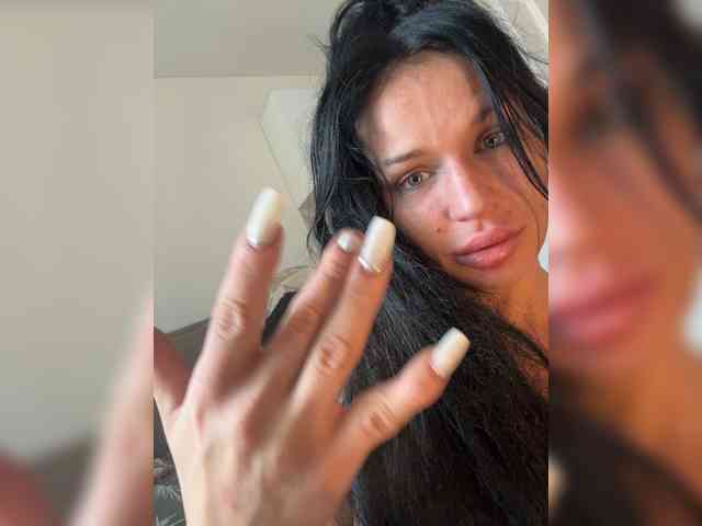 NotBellucci webcam