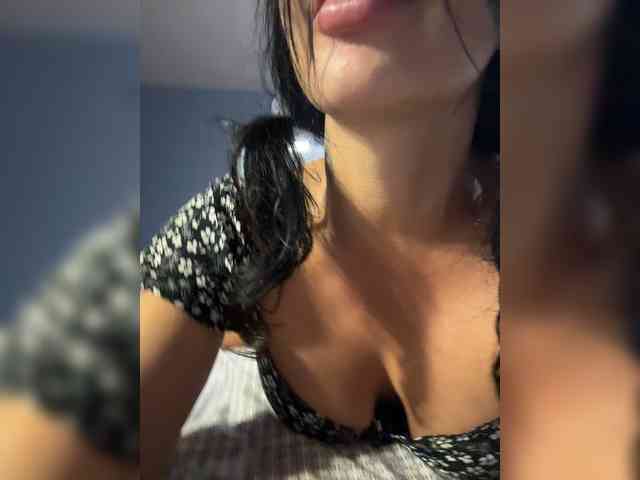 NotBellucci webcam