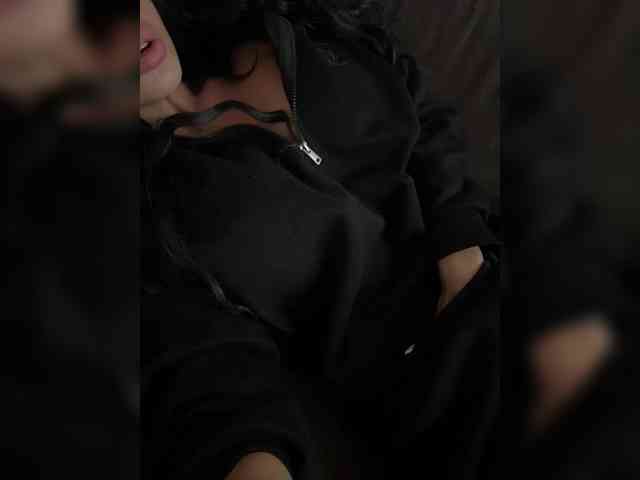 NotBellucci webcam