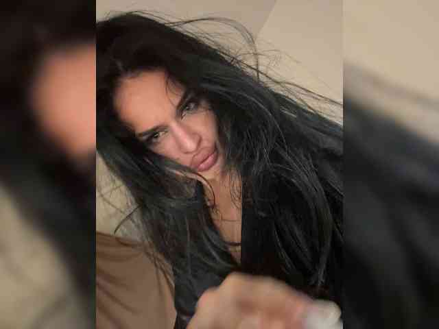 NotBellucci webcam