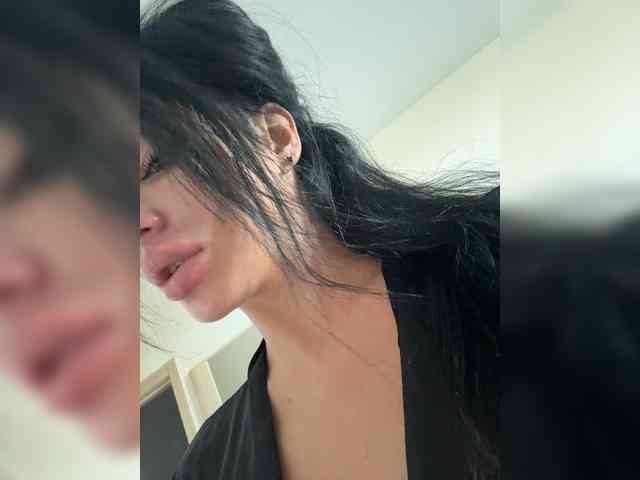 NotBellucci webcam