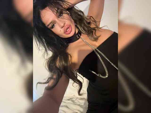 Модель: NotBellucci