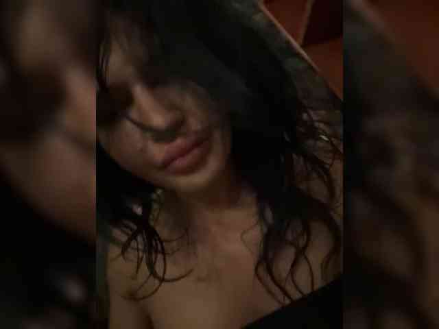 NotBellucci webcam