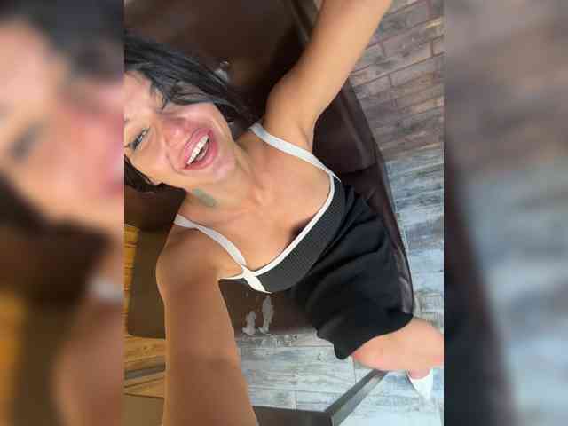 NotBellucci webcam