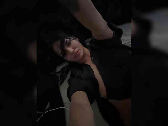 NotBellucci Sex Cam Show