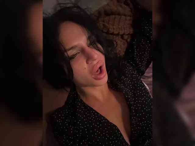 NotBellucci webcam