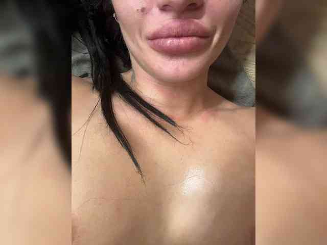 Модель: NotBellucci