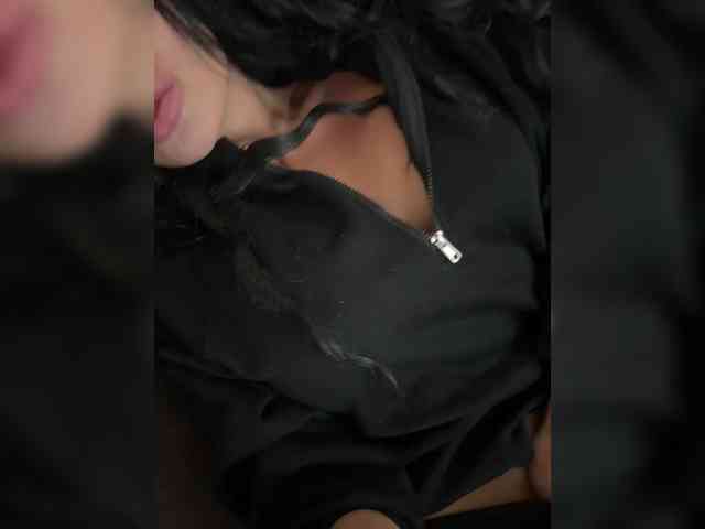 NotBellucci webcam