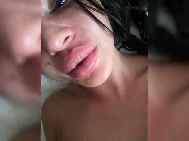 NotBellucci webcam