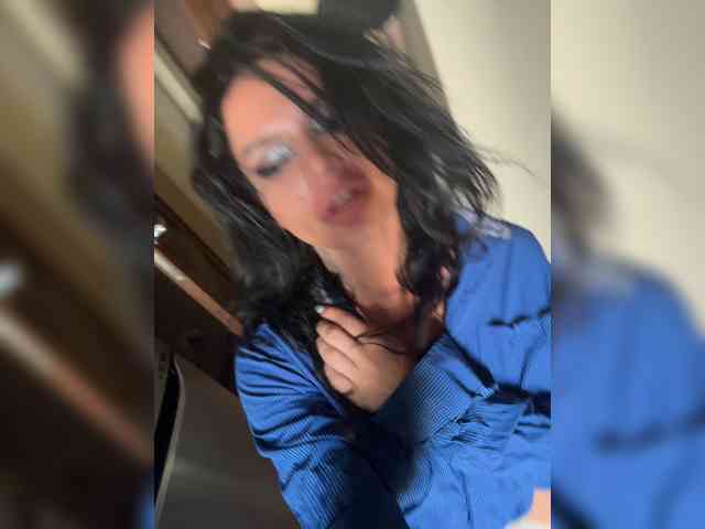 NotBellucci webcam