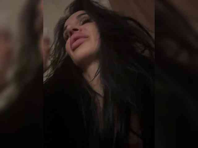 NotBellucci webcam