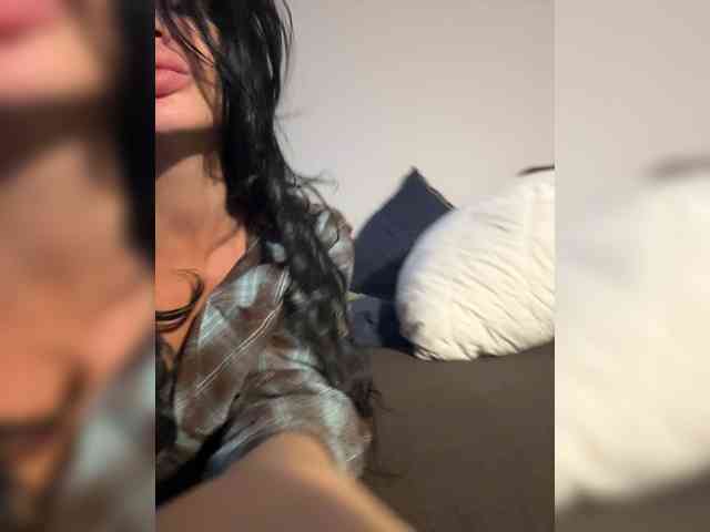 NotBellucci webcam