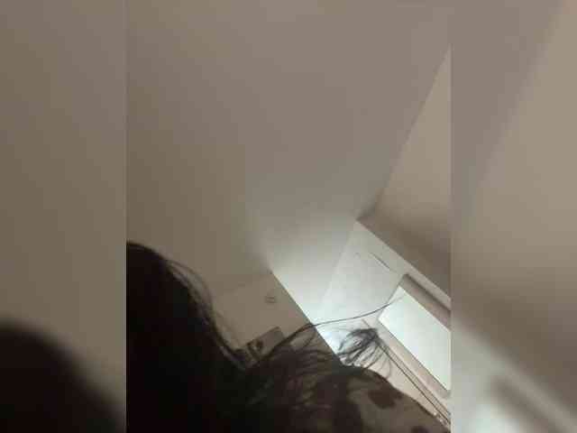 NotBellucci webcam