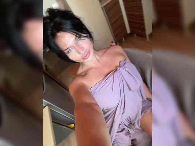 NotBellucci webcam