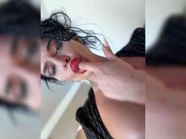 NotBellucci webcam