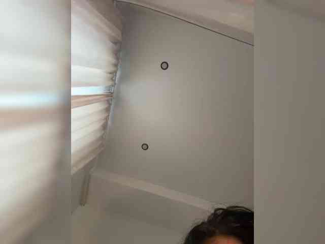 NotBellucci webcam