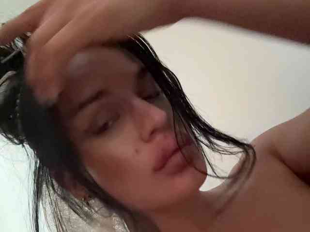 NotBellucci webcam