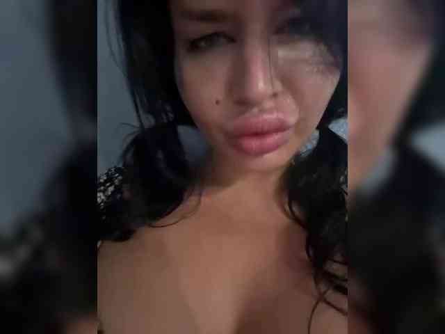 NotBellucci webcam