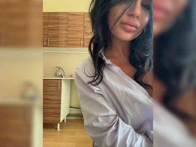 NotBellucci webcam