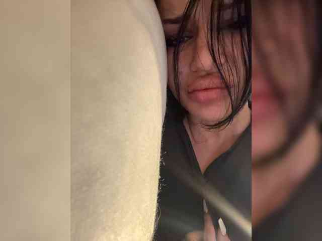NotBellucci webcam