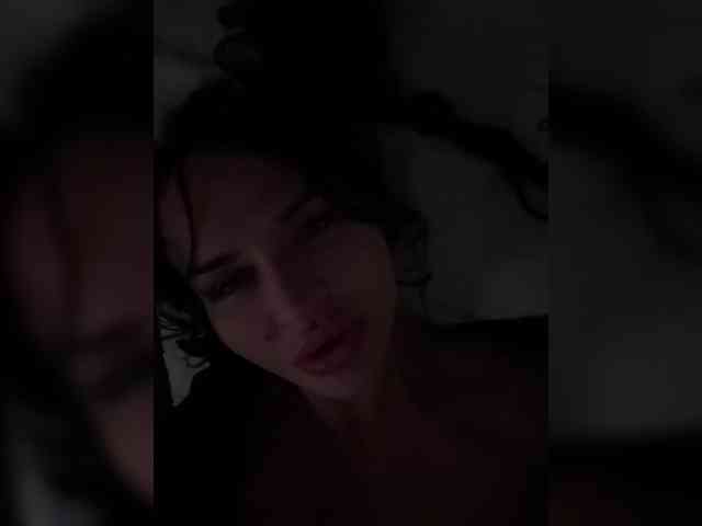 NotBellucci Sex Cam Show