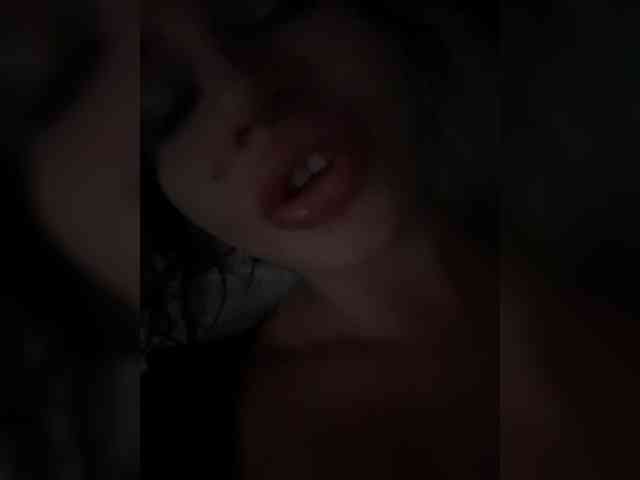 NotBellucci Sex Cam Show
