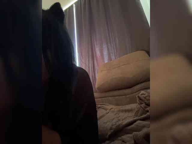 NotBellucci webcam